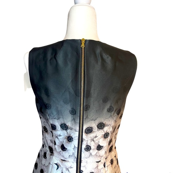 MILLY - Sleeveless shift dress. Two front pockets and exposed zipper. - Picture 7 of 14